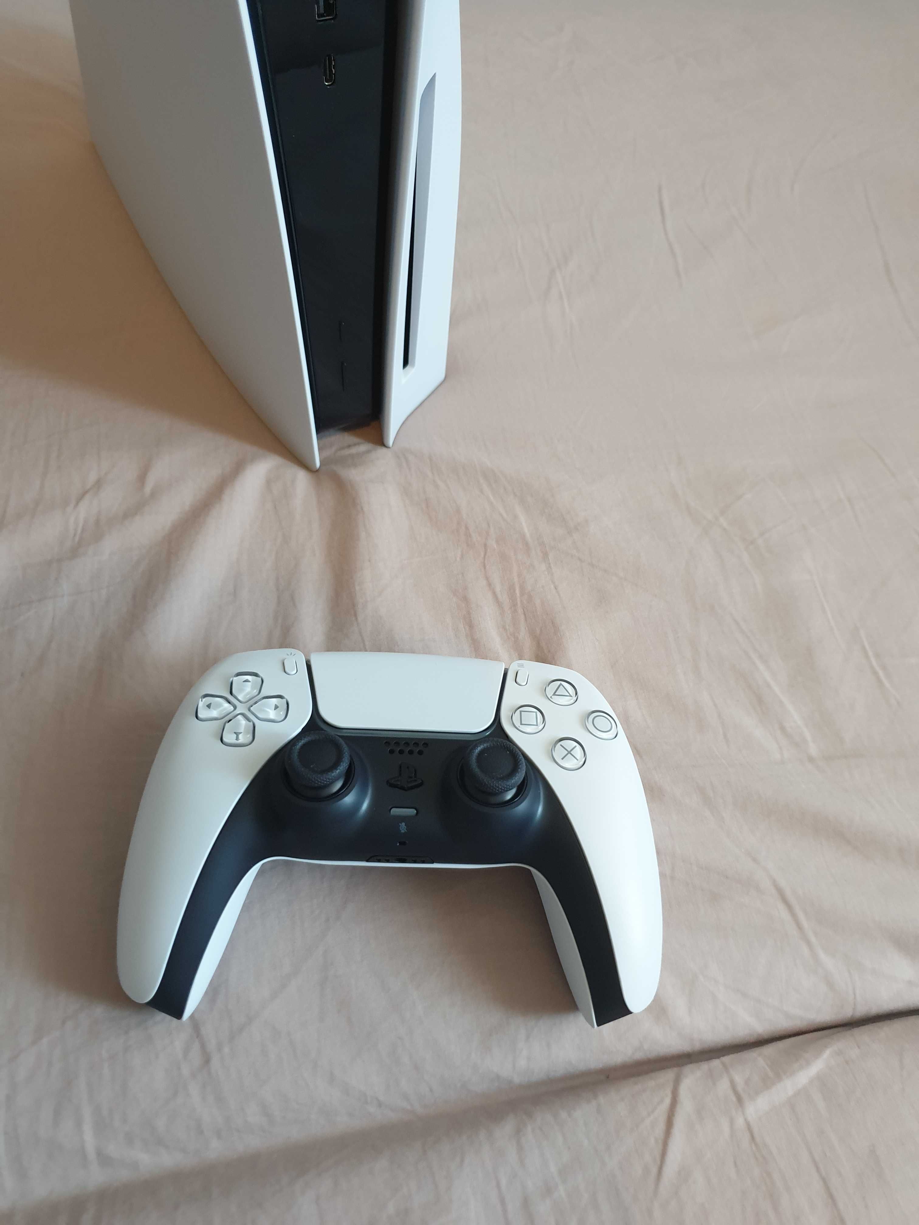 Konsola Sony PlayStation 5 PS5 z napędem