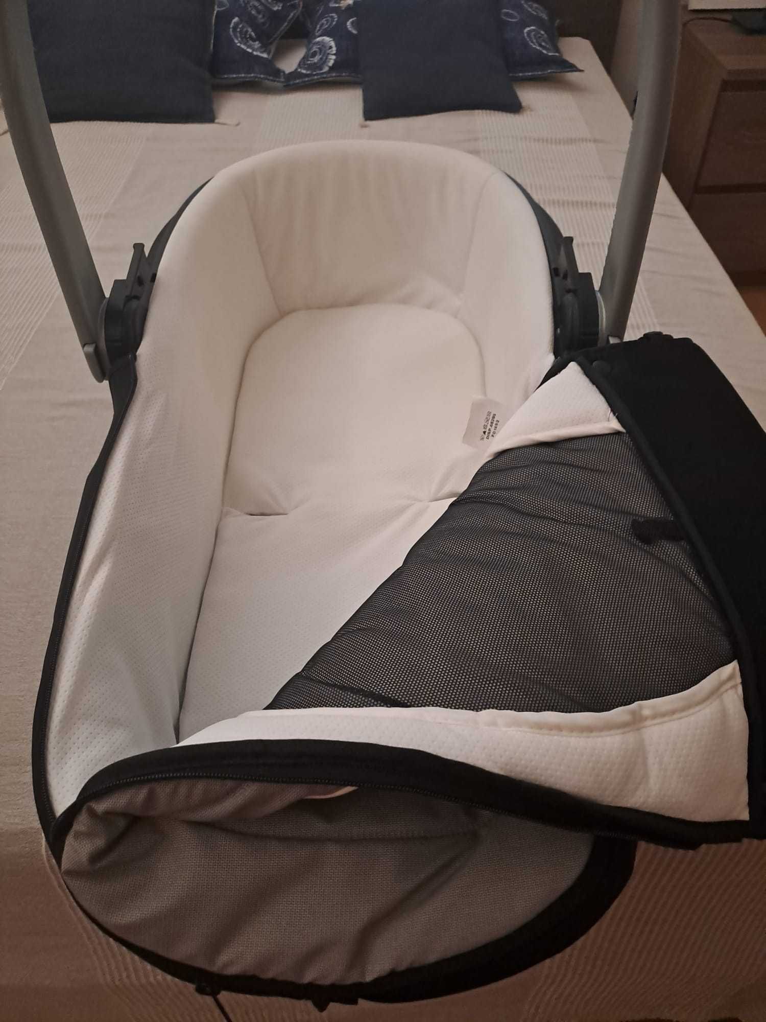 Alcofa para bébé, da CHICCO.