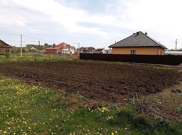 Продам земельну ділянку під забудову