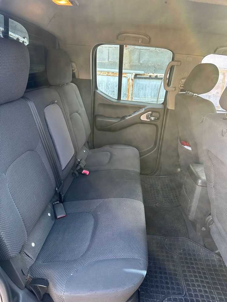 Nissan Navarra D40
