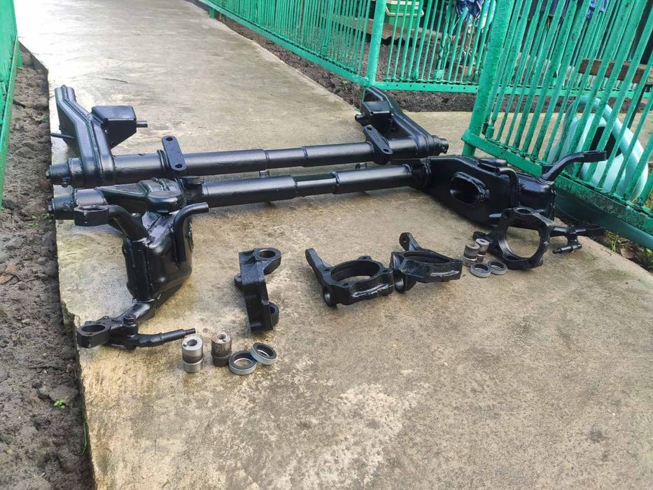 Передня/задня балка для ЛуАЗ