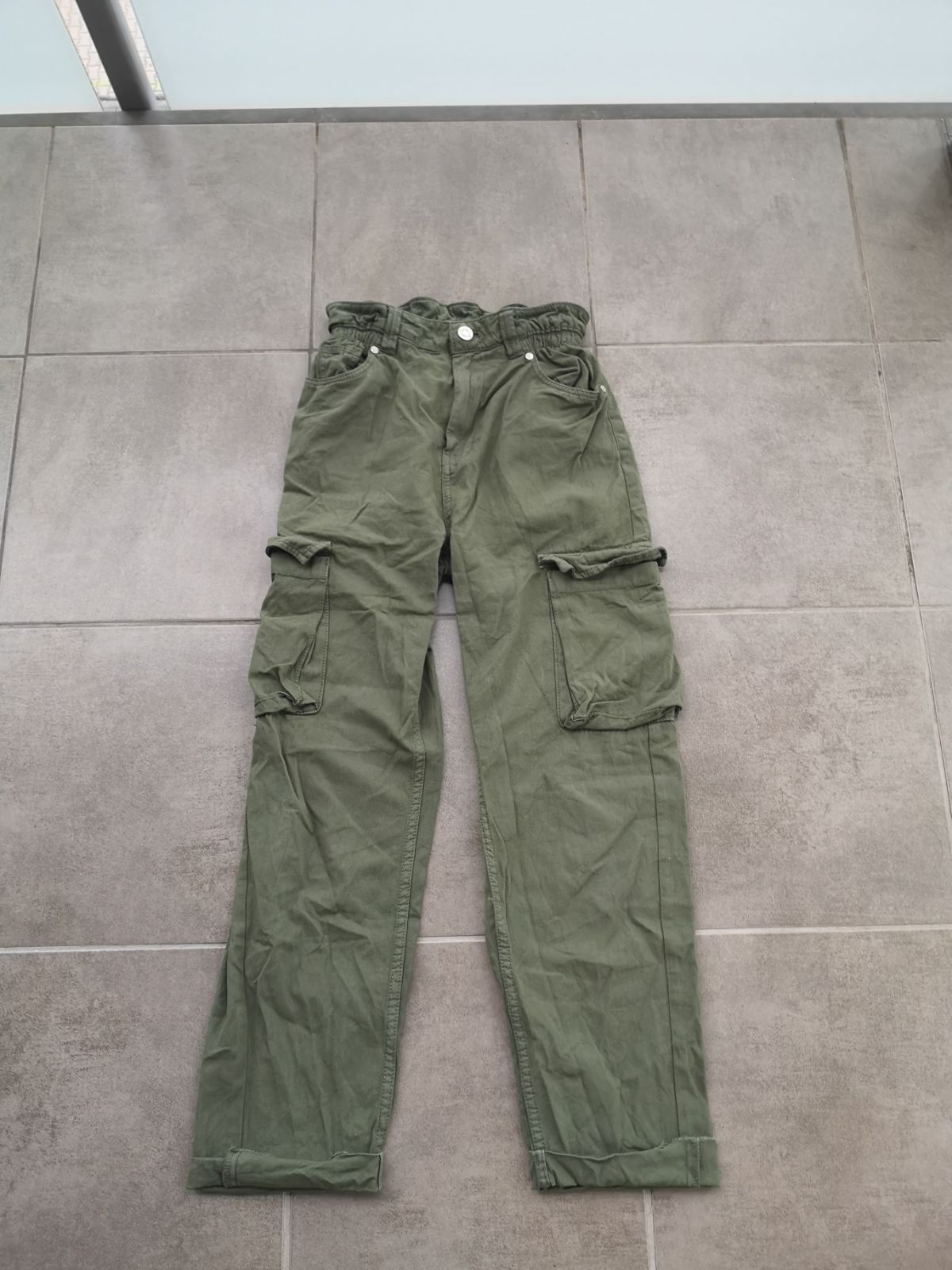 Cargo zielone spodnie