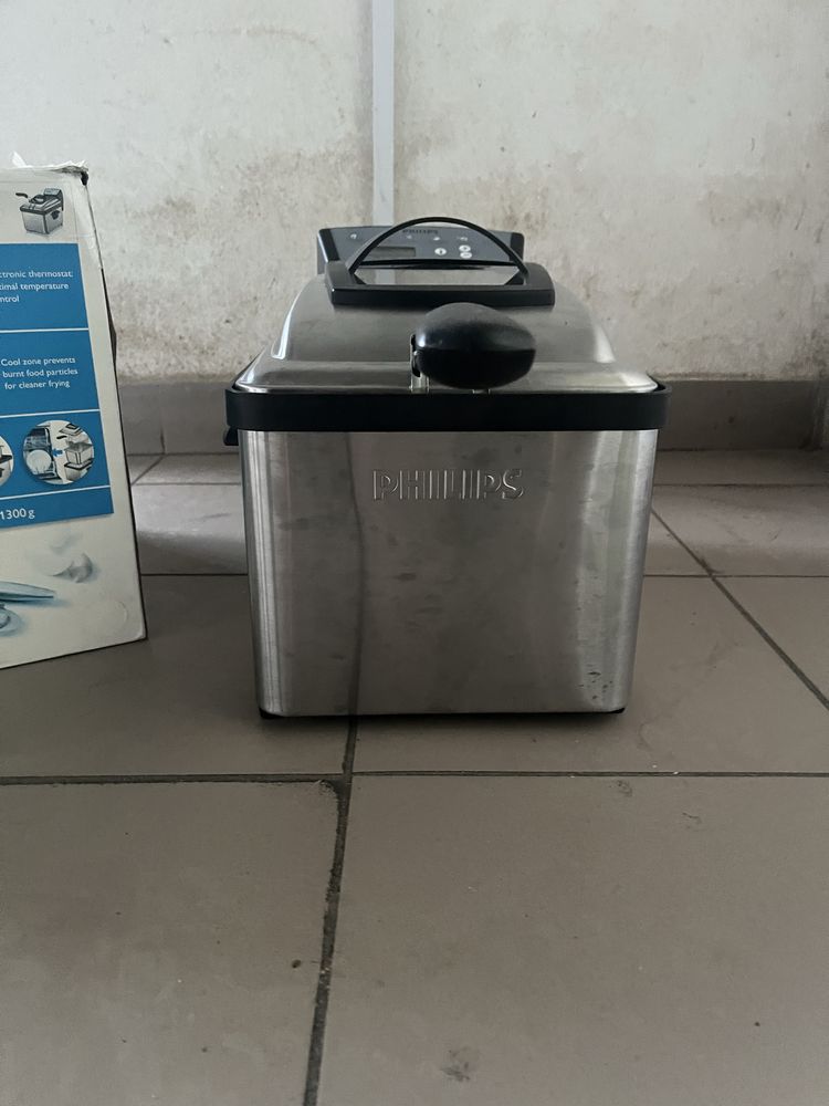 Фритюрниця-Чебуречниця Професійна Philips обєм 6 літрів