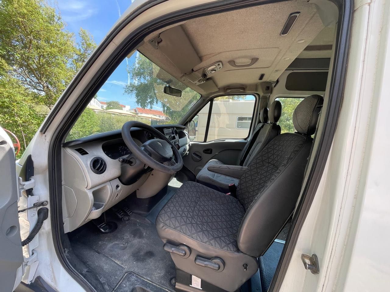 Renault Master 2008 bem conservada