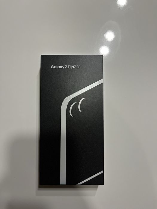 Samsung Galaxy Z Flip7 FE