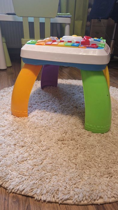 Stoliczek edukacyjny Fisher Price
