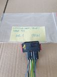 Wtyczka lampy lewej saab 93 9 pin NR 1