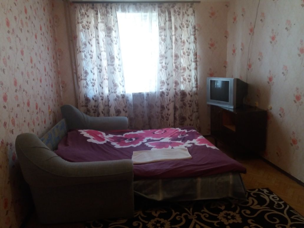 Здаю посуточно Київ, вул Ломоносова