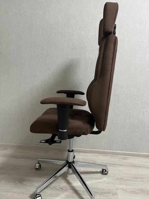 Ергономічне Крісло  Kulik System BUSINESS шоколад ,  стан 10/10