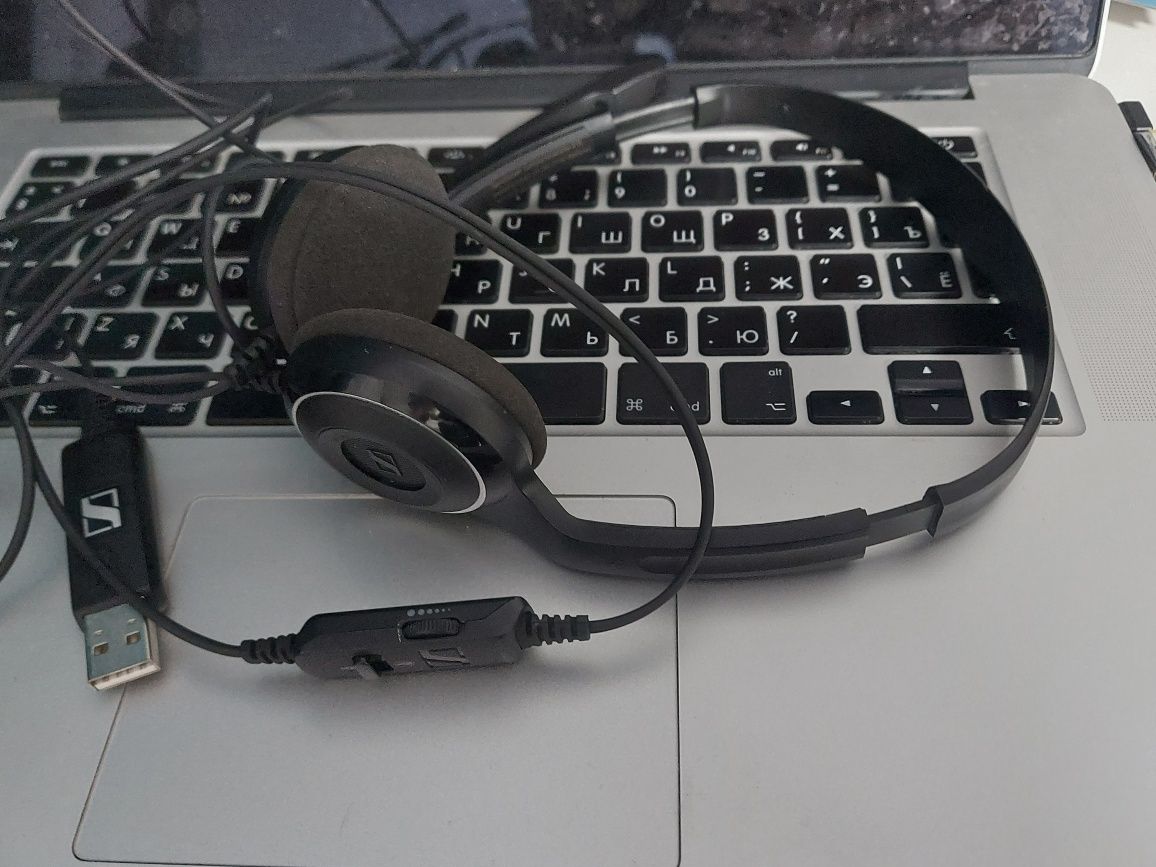 Гарнітура Sennheiser PC 8