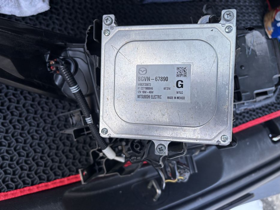 Ліва фара Mazda 3 bp 2022 BCJH-51040