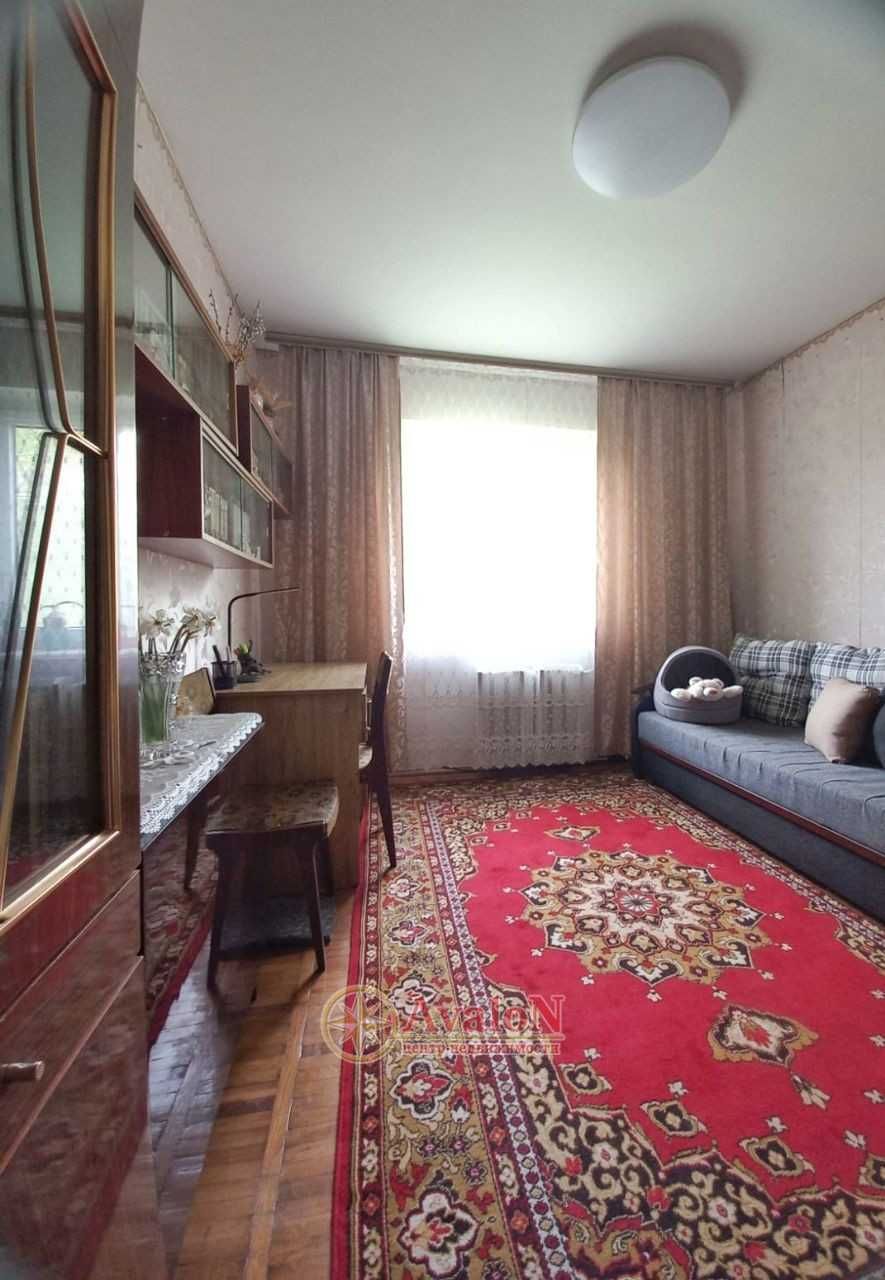 Продам 2-х комнатную квартиру на улице Заболотного,