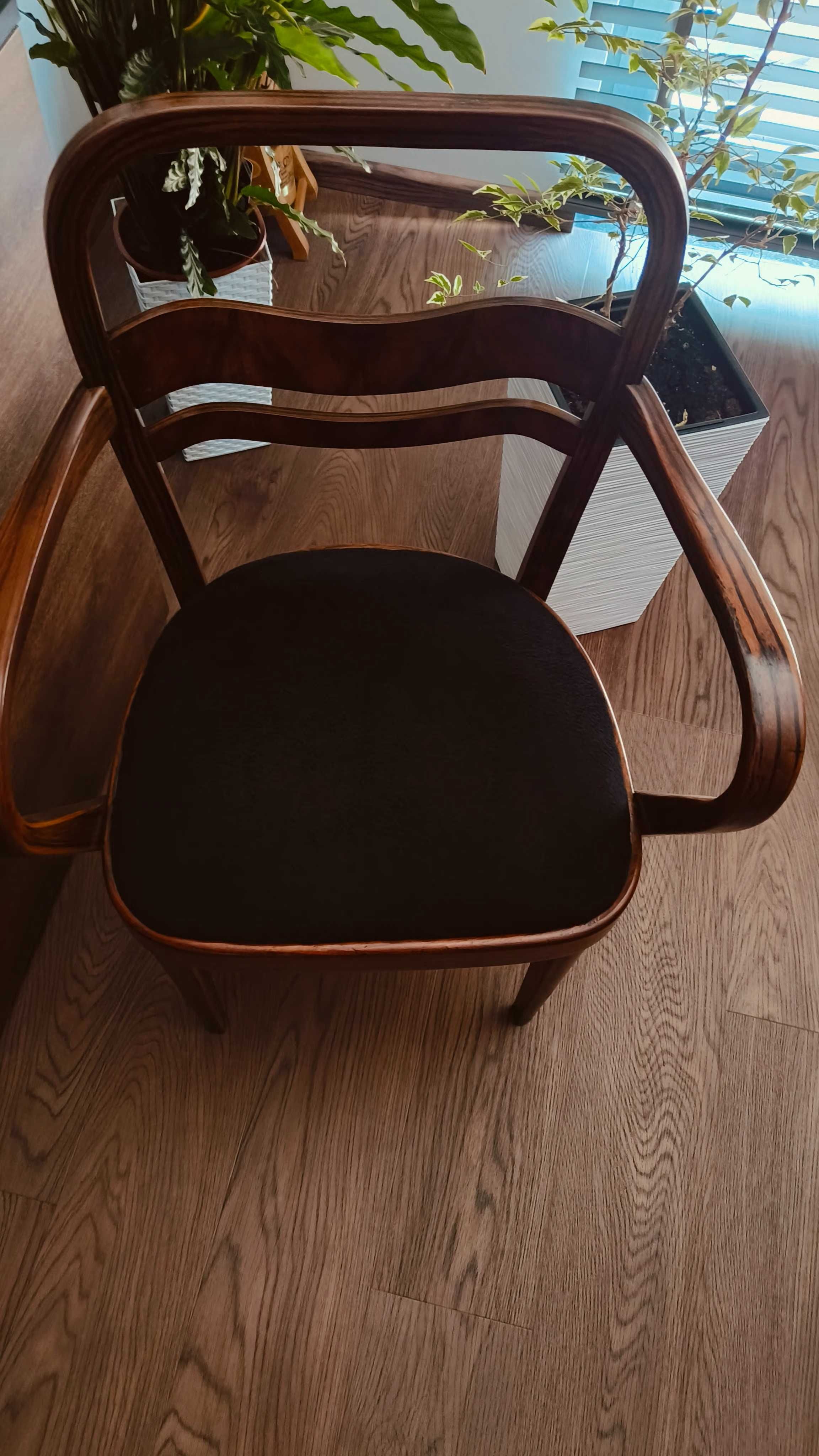 Pięknie odnowione Krzesło thonet