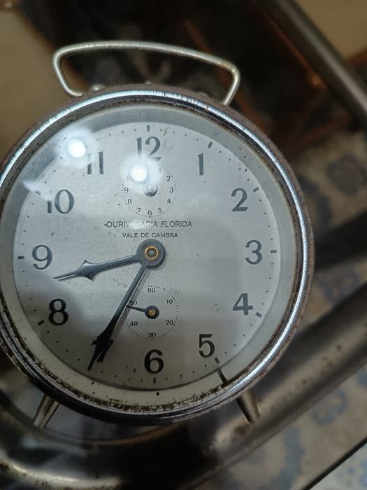 Relógio corda antigo