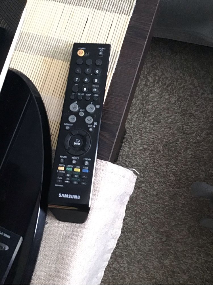 Okazja! Samsung 22cale stan sklepowy!