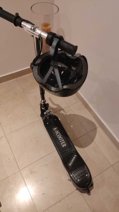 Trotinete Elétrica para Crianças + Capacete oferta