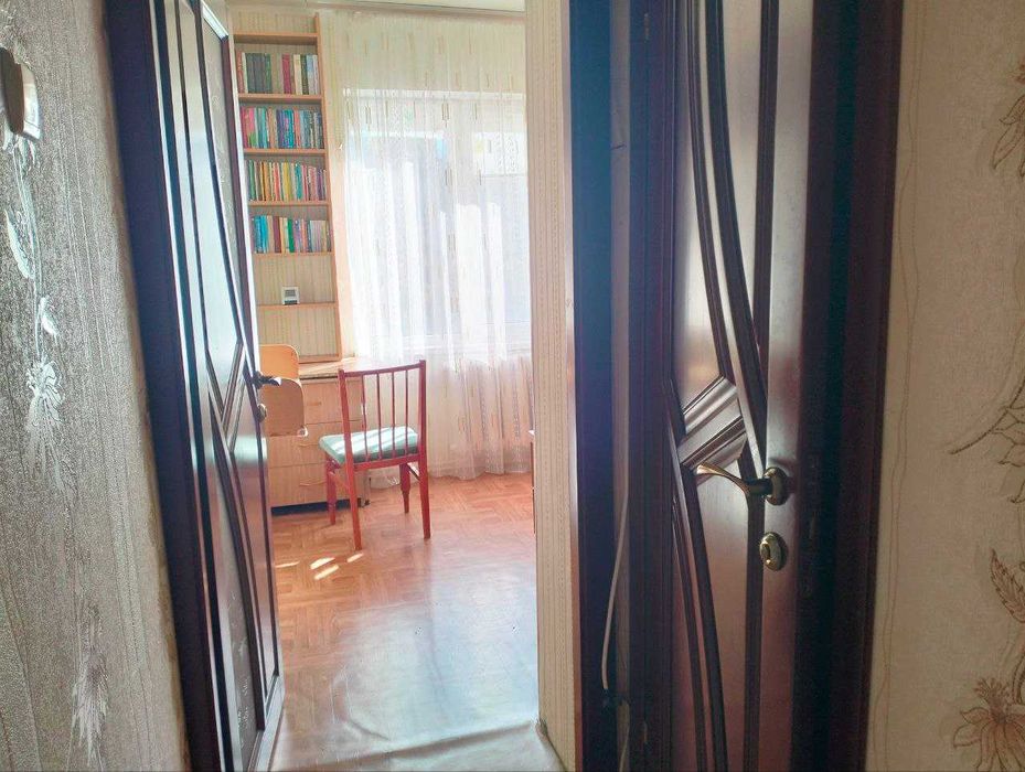 продам 3х ком квартиру на Крымской