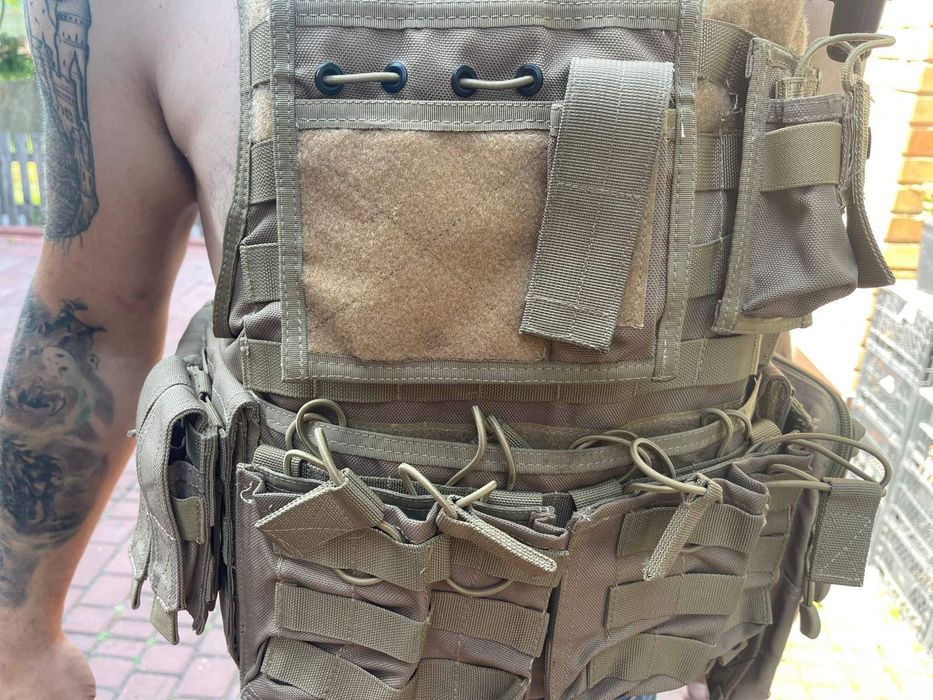 Бронежилет , плитоноска