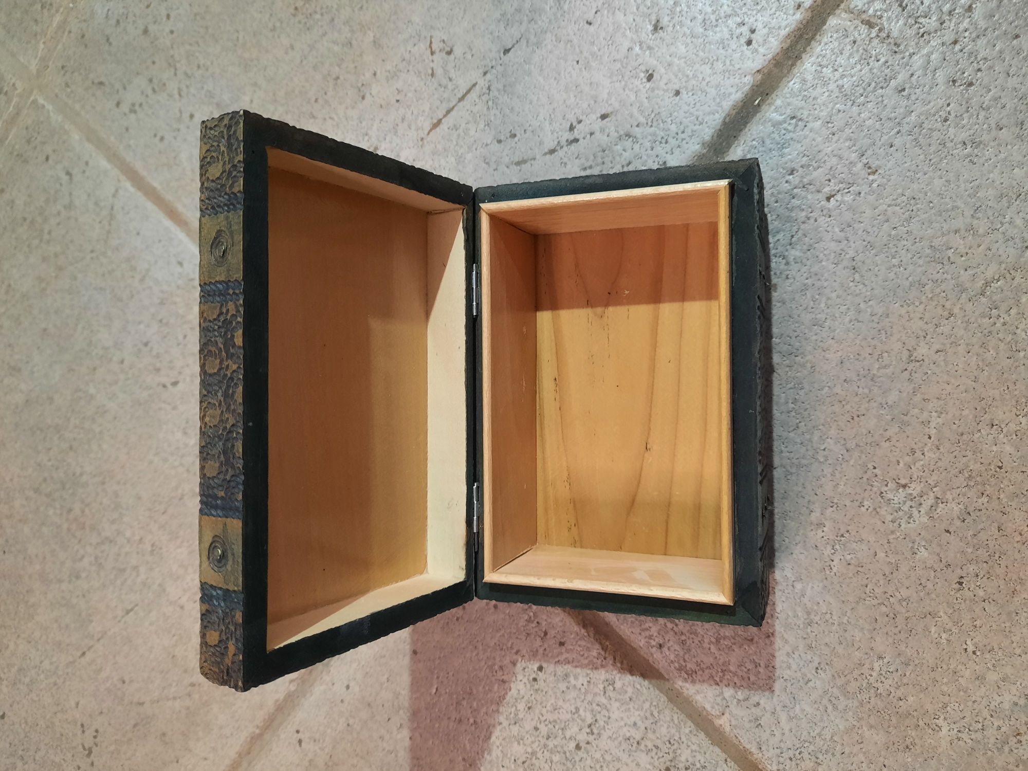 D8 Szkatulka pudełko prl