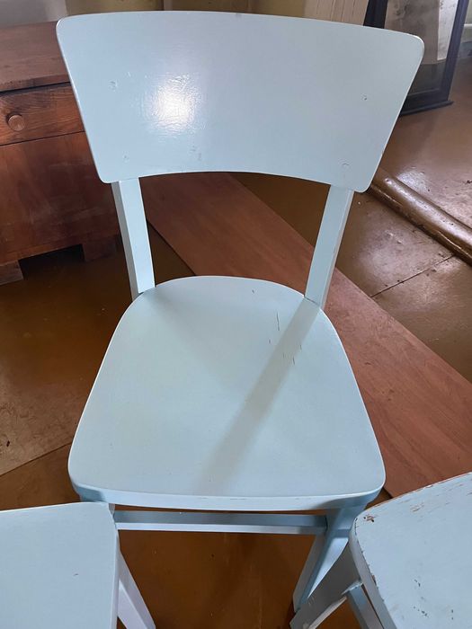 Krzesła oryginalne firmy FAMEG