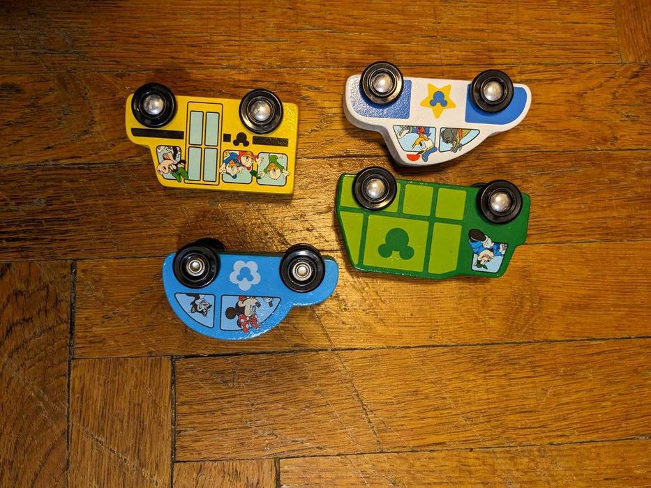 Дитяча дерев'яна залізниця Disney Ціна за весь лот