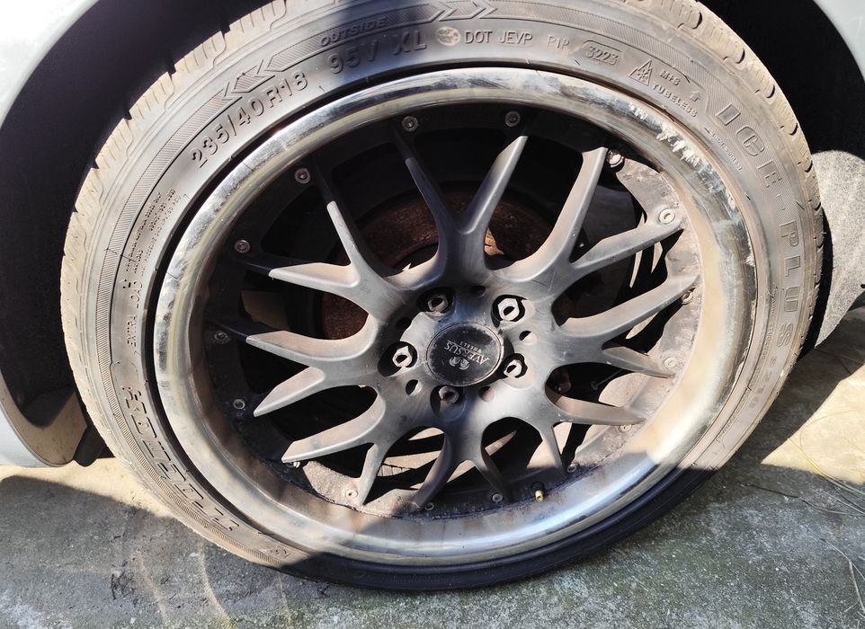 Jantes 18" Aversus 5x112 c/pneus em bom estado
