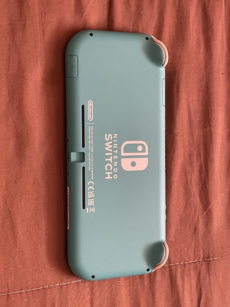 Nintendo Swich Lite + Pokemon