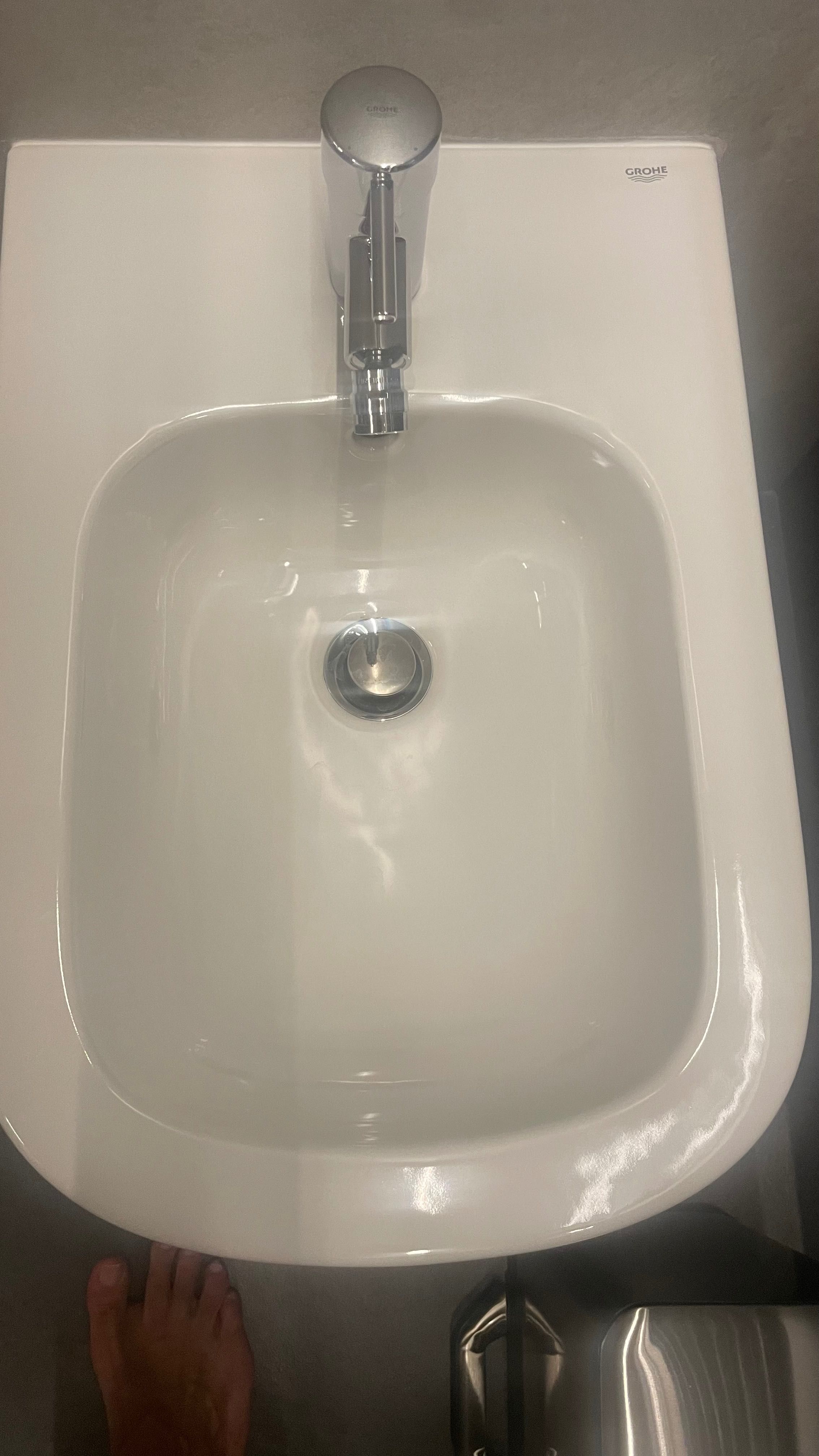 Bidé Grohe e torneira