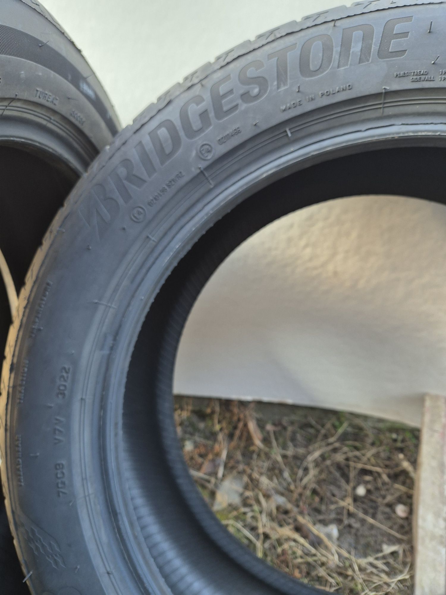 Шини 215/55/18, Bridgestone
