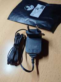 Zasilacz wtyczkowy 9V/1A MW POWER - Adapter sieciowy 1,5m 9W SONICAKE