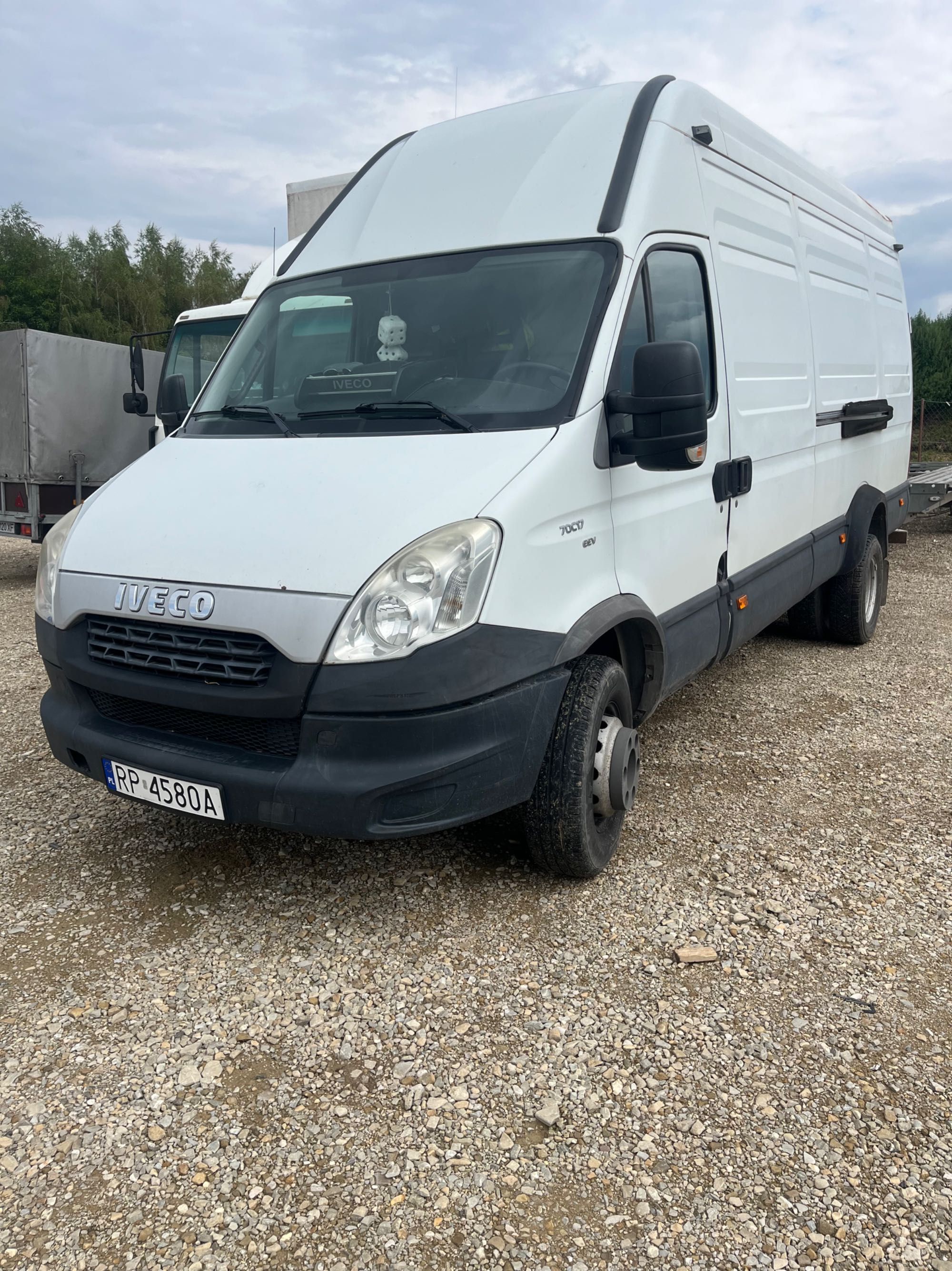 IVECO DAILY 70c 2012