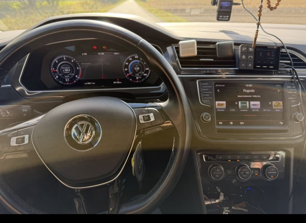 Volkswagen Tiguan 4 motion  2.0 190km 4x4 automat amb kelyss go salon