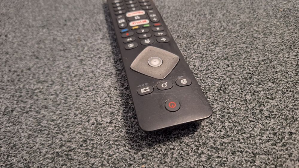 Pilot PHILIPS TV 398GR10 BEPHN 0016CR Netflix Rakuten TV