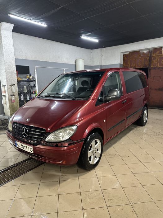 Мерседес Віто 109
