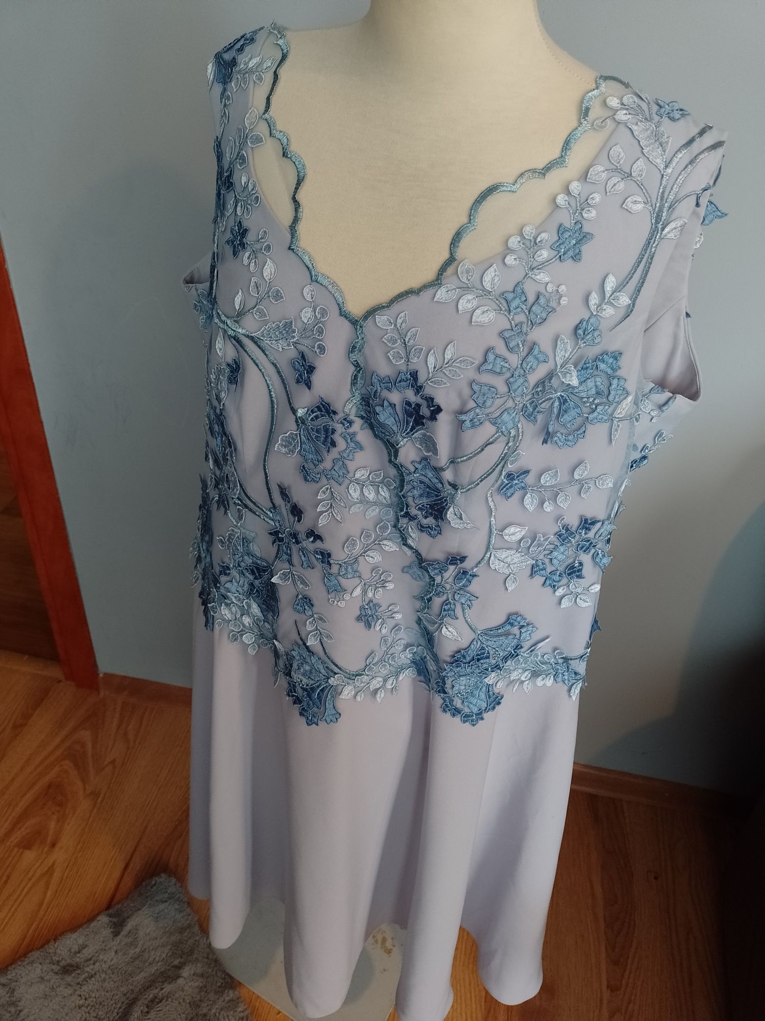 Sukienka rozm XXXL