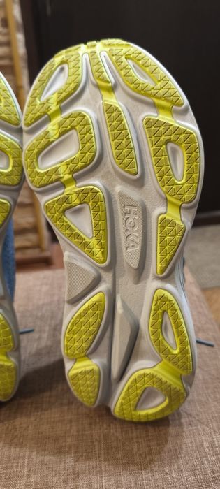 Кросовки Hoka bondi 8