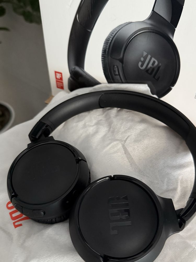 Słuchawki JBL TUNE 520BT