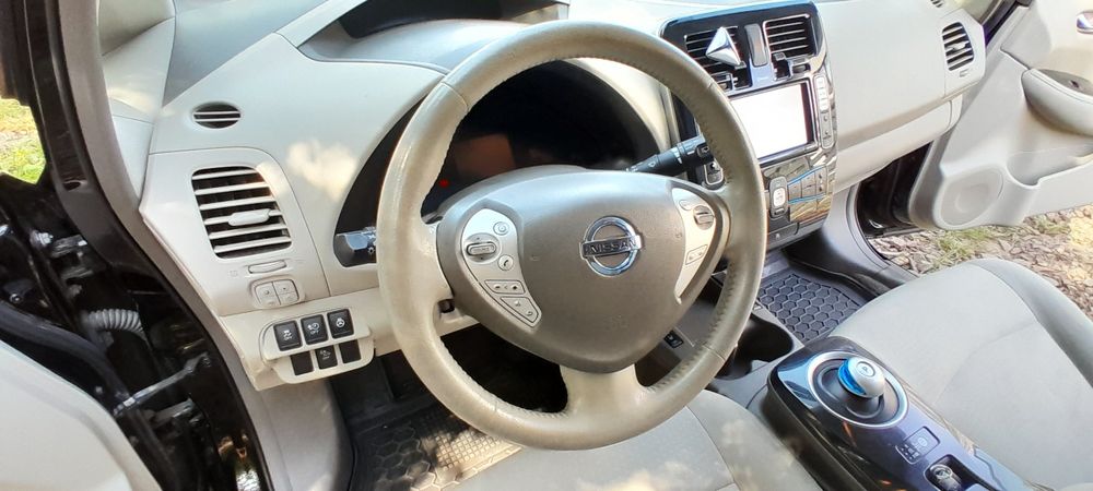 Nissan Leaf 2012