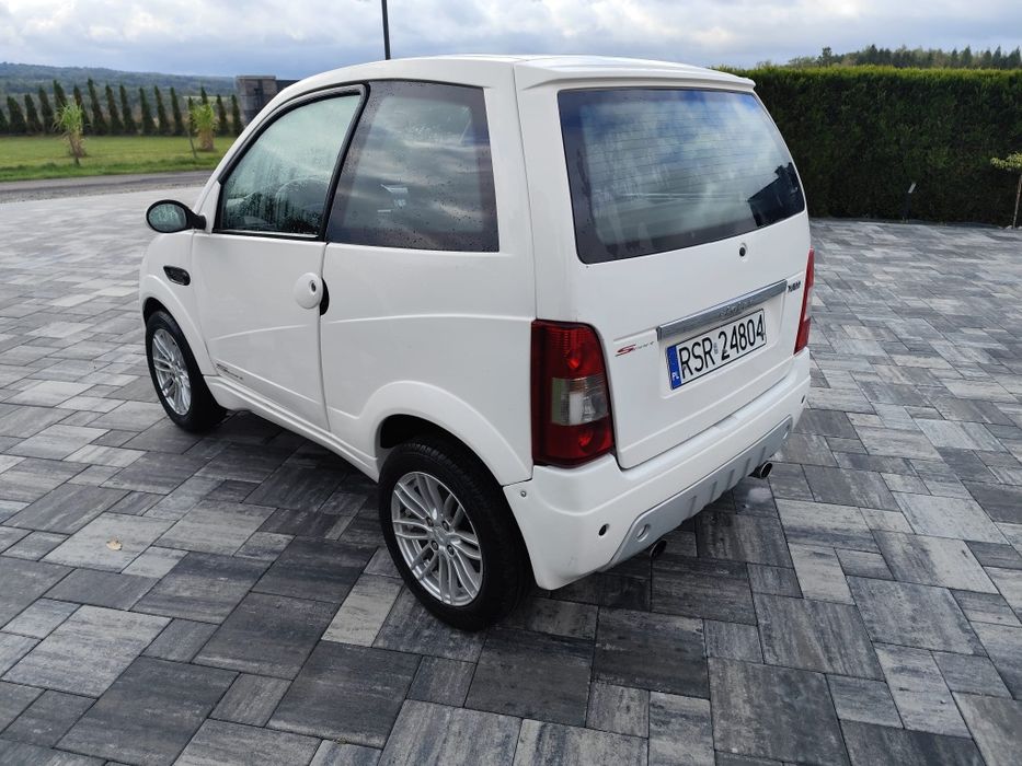 Ligier XTOO 2009r czterokołowiec lekki L6e Microcar