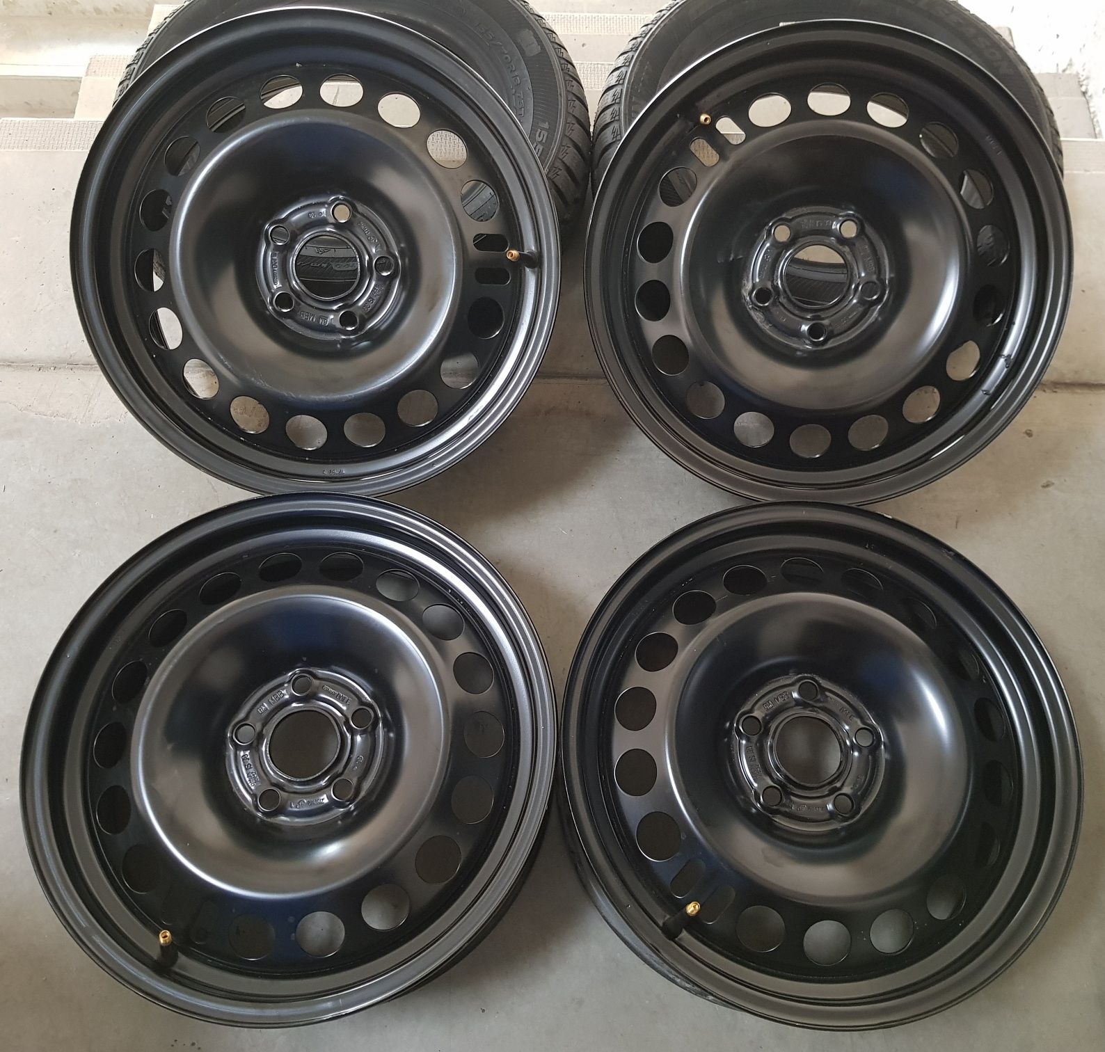 4x 6,5x16ET39 Oryginalny komplet felg stalowych Astra Mokka Cruze Trax