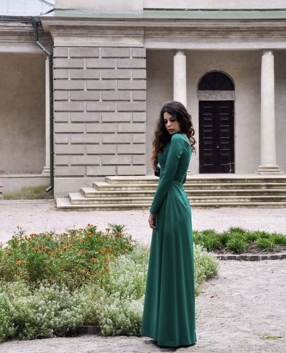 Платье в зеленом цвете
