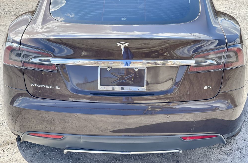 Запчастини, авторозбір, автошрот Тесла модел С, Tesla model S