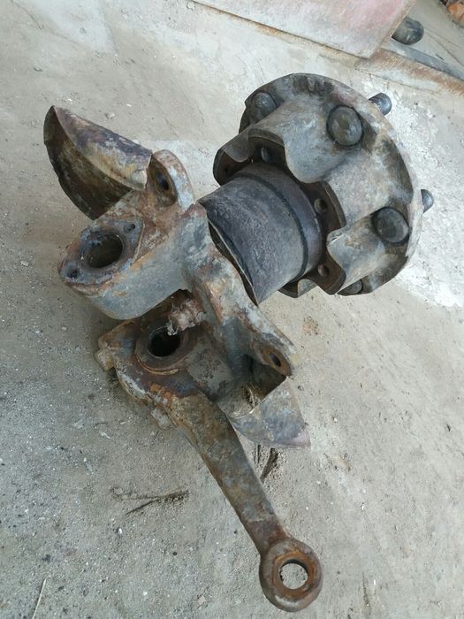 ступиці для воза або прицепа