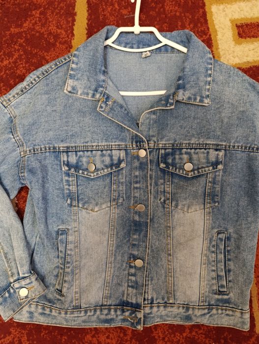 Куртка джинсовая в отличном состоянии