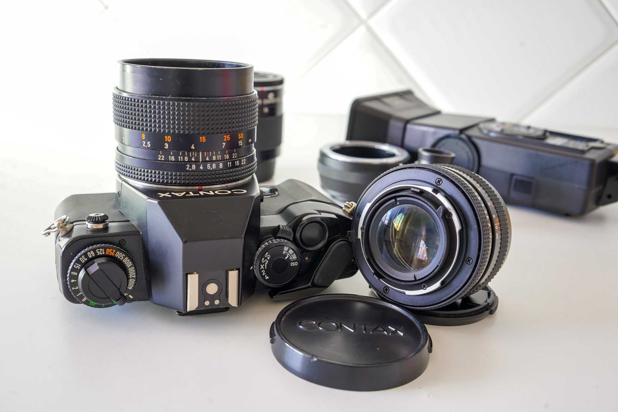 Contax 159MM + Carl Zeiss T* 50mm f1.7 + Accessorios
