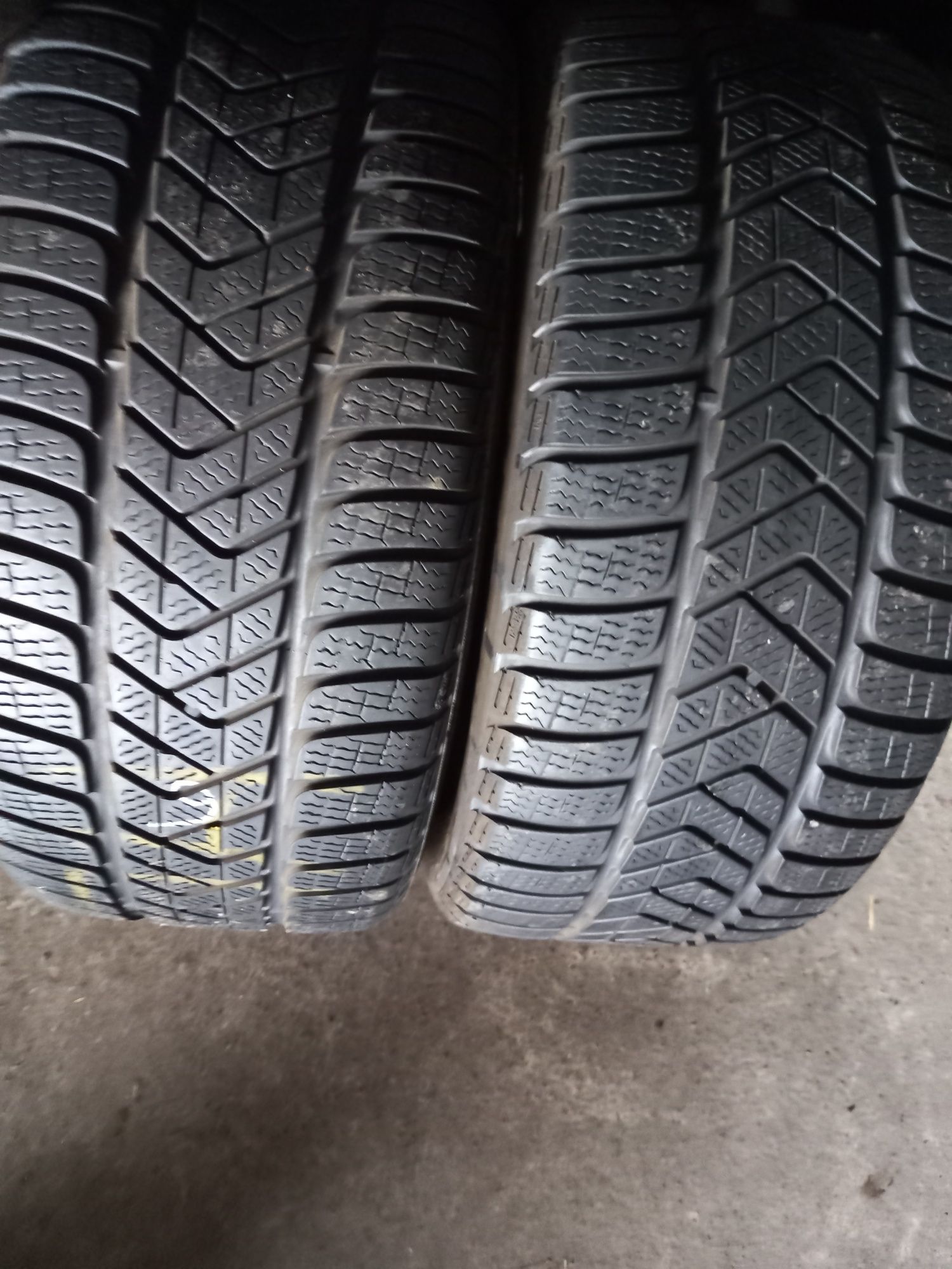 Opony używane 245/45/17 pirelli 2x6 mm 2024 rok prod