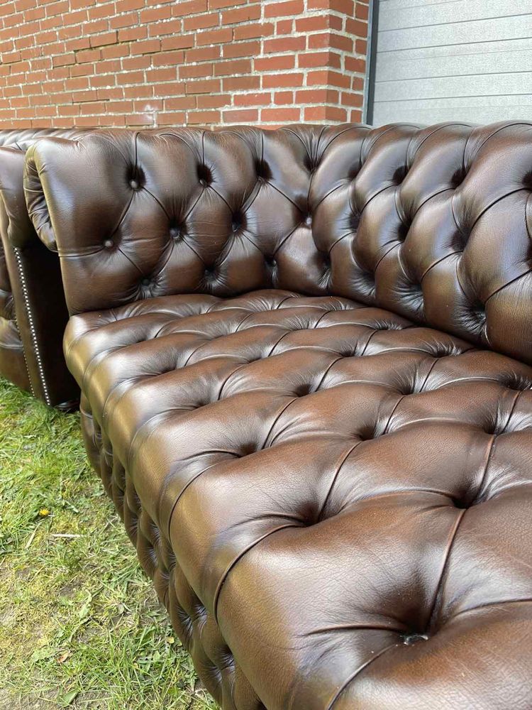 Шкіряний комплект диванів Chesterfield, честер