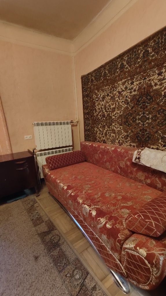 Сдам 2 комнатная квартира метро Научная. Оплата 4500  грн .