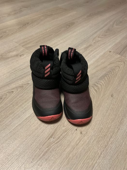 Зимові чоботи adidas