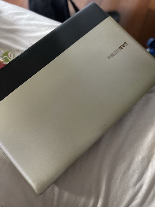 Laptop samsung rv511